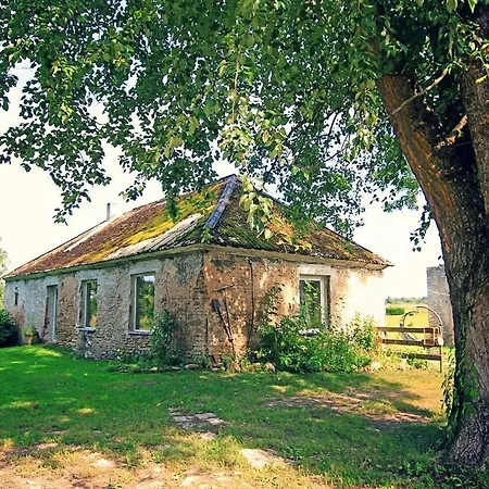 Rando & Kaerdi Juures Oue Lyuganuse